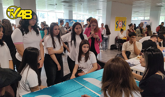MİLAS’TA OKUL SEKTÖR BULUŞMASI: TURİZM ÖĞRENCİLERİNE YÖN VEREN BULUŞMA