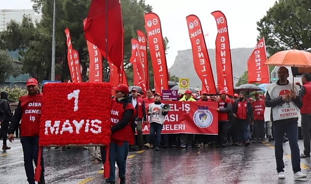 1 MAYIS KUTLAMALARI TÜM ŞEHİRLERDE COŞKUYLA YAPILDI