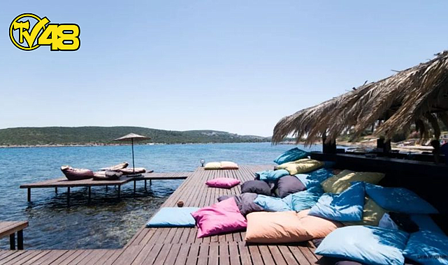 BODRUM'UN EN POPÜLER BEACH'LERİNDE 2025 YAZ TARİFESİ DUDAK UÇUKLATIYOR