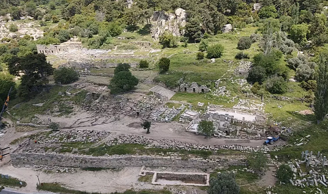 LABRAUNDA ANTİK KENTİ’NDE RESTORASYON ÇALIŞMALARI