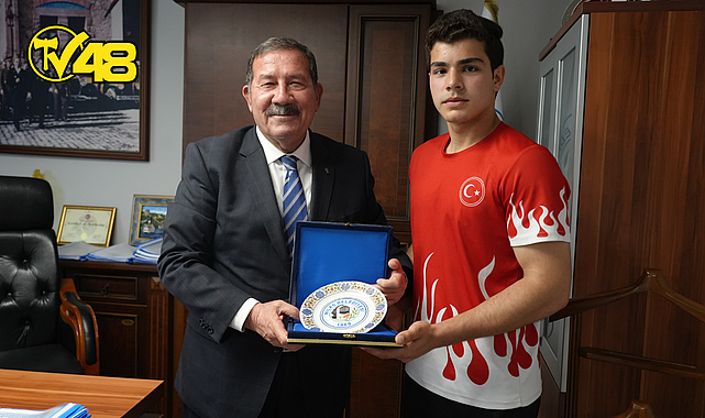 MİLASLI ŞAMPİYONDAN BAŞKAN TOPUZ'A ZİYARET