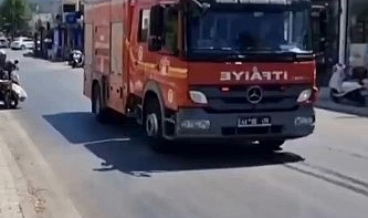 BİTEZ’DE HAMBURGER DÜKKANINDA ÇIKAN YANGIN PANİĞE NEDEN OLDU