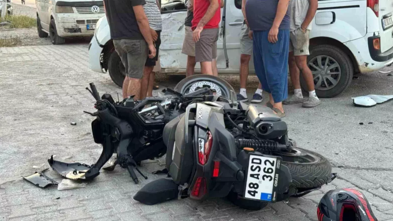 FETHİYE'DE MOTOSİKLET KAZASINDA SÜRÜCÜ HAYATINI KAYBETTİ