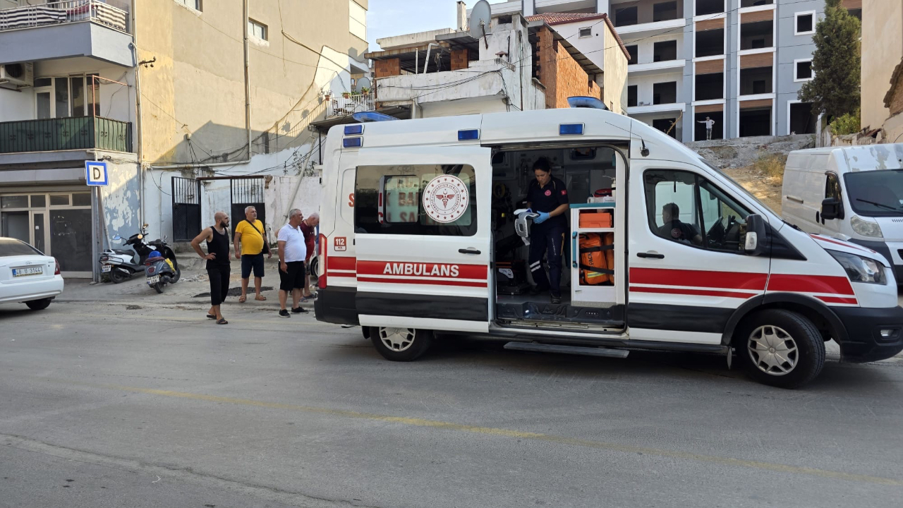 Milas’ta Sollama Yapmak İsteyen Motosiklet, Karşıya Geçen Çocuklara Çarptı