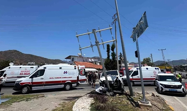 Fethiye'de Trafik Kazası: 11 Yaralı