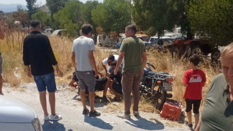 Milas Baharlı Sanayi Sitesi Girişinde Trafik Kazası: Motosiklet Sürücüsü Yaralandı