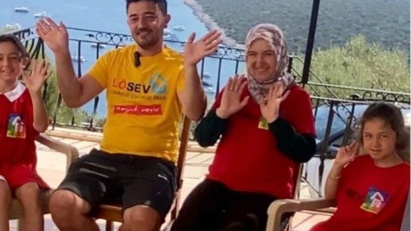 Bodrum'daki lüks villasını, lösemi savaşçısı çocuklar için bağışladı