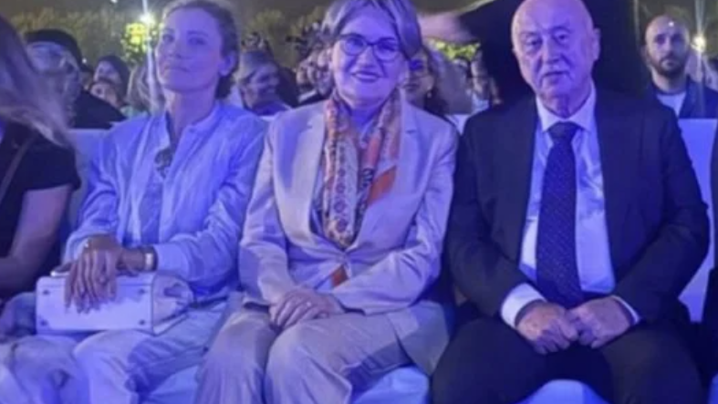 Meral Akşener Yenikapı'da Ortaya Çıktı