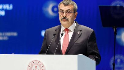 Bakan Tekin'den açıklama: Zorunlu eğitim süresi kısalacak mı?