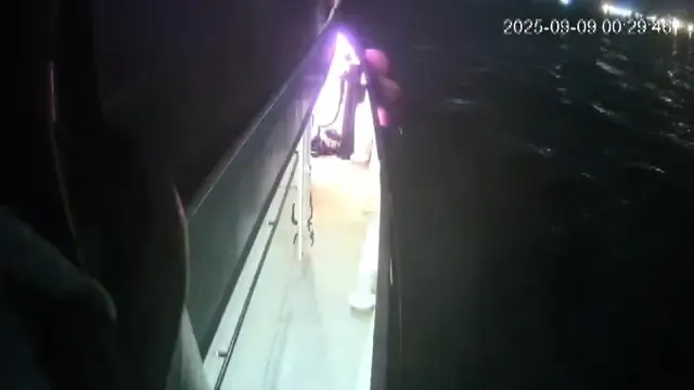 Gazze'ye yardım için yola çıkan Sumud Filosu'na saldırı! Gemide Türkler de var