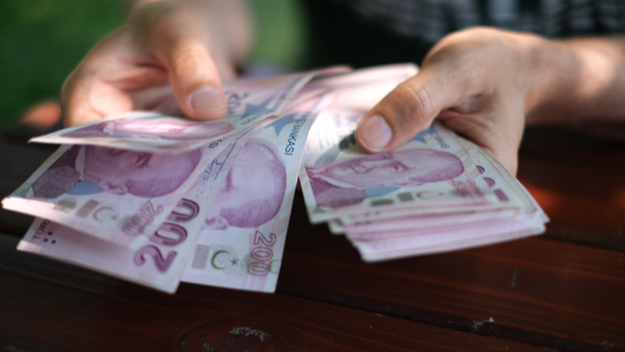 Memur ve emeklinin 4 aylık zam oranı netleşti