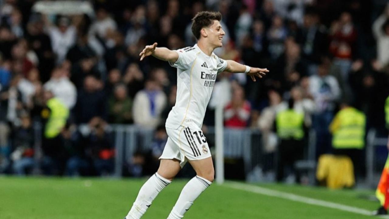 İSPANYA ARDA GÜLER’İ KONUŞUYOR! 68 METREDEN ATTIĞI GOLLE REAL MADRİD TARİHİNE GEÇTİ
