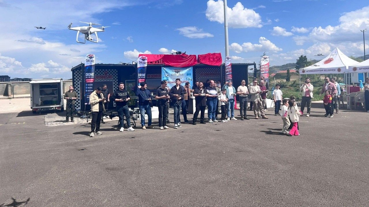 Afyon Drone Günleri büyük bir coşkuyla gerçekleştirildi