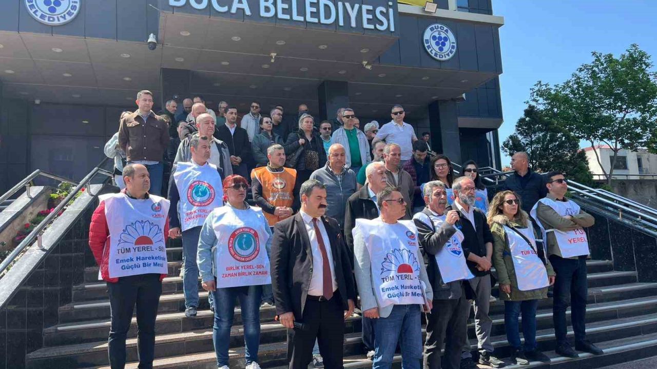 Buca ve Karşıyaka belediyelerinde memurlar iş bırakma eyleminde