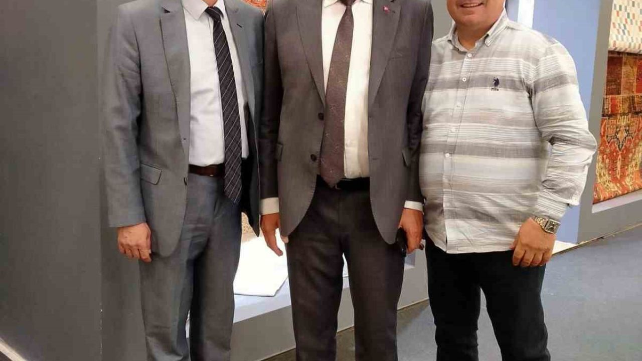 Başkan Kumral’dan HOMETEX’te Babadağlı firmaları ziyaret etti