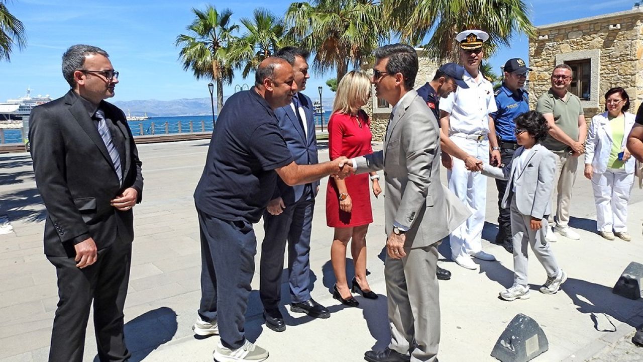 Çeşme Kalesi’nde bayramlaşma programı düzenlendi