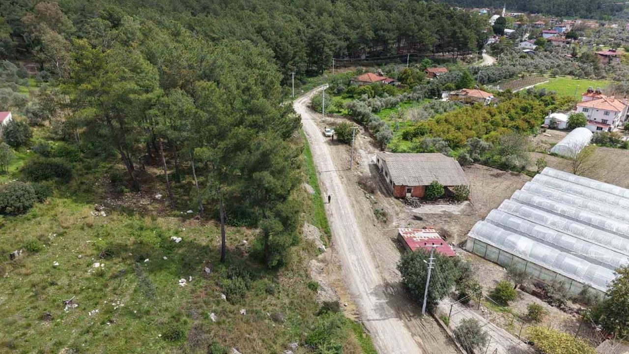 Dalaman Kargınkürü Mahallesi’ndeki içme suyu şebeke hattı yenilendi