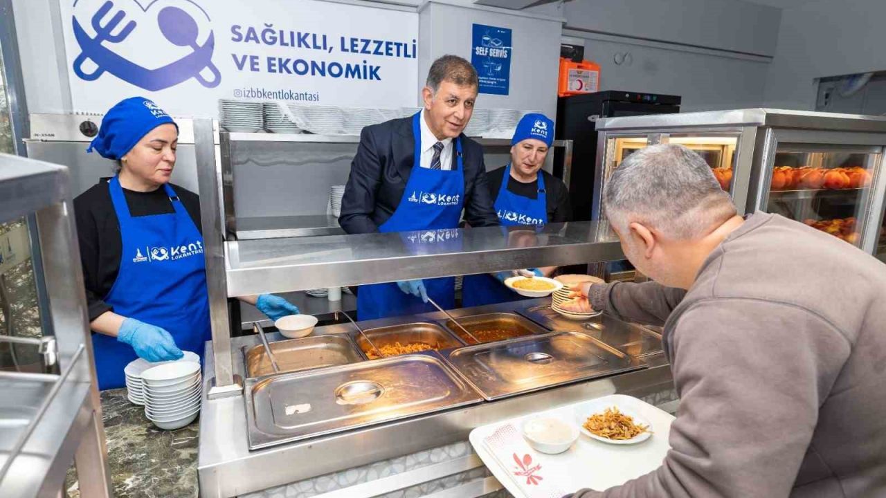 İzmir’in Kent Lokantaları dar gelirliyi rahatlattı