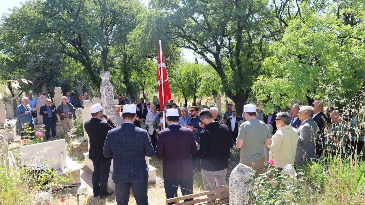 Müftü Ahmet Hulusi Efendi dualarla anıldı