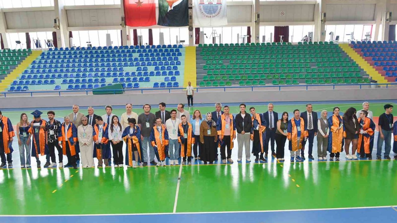 Özel ihtiyaçlı gençler MSKÜ’de kep attı