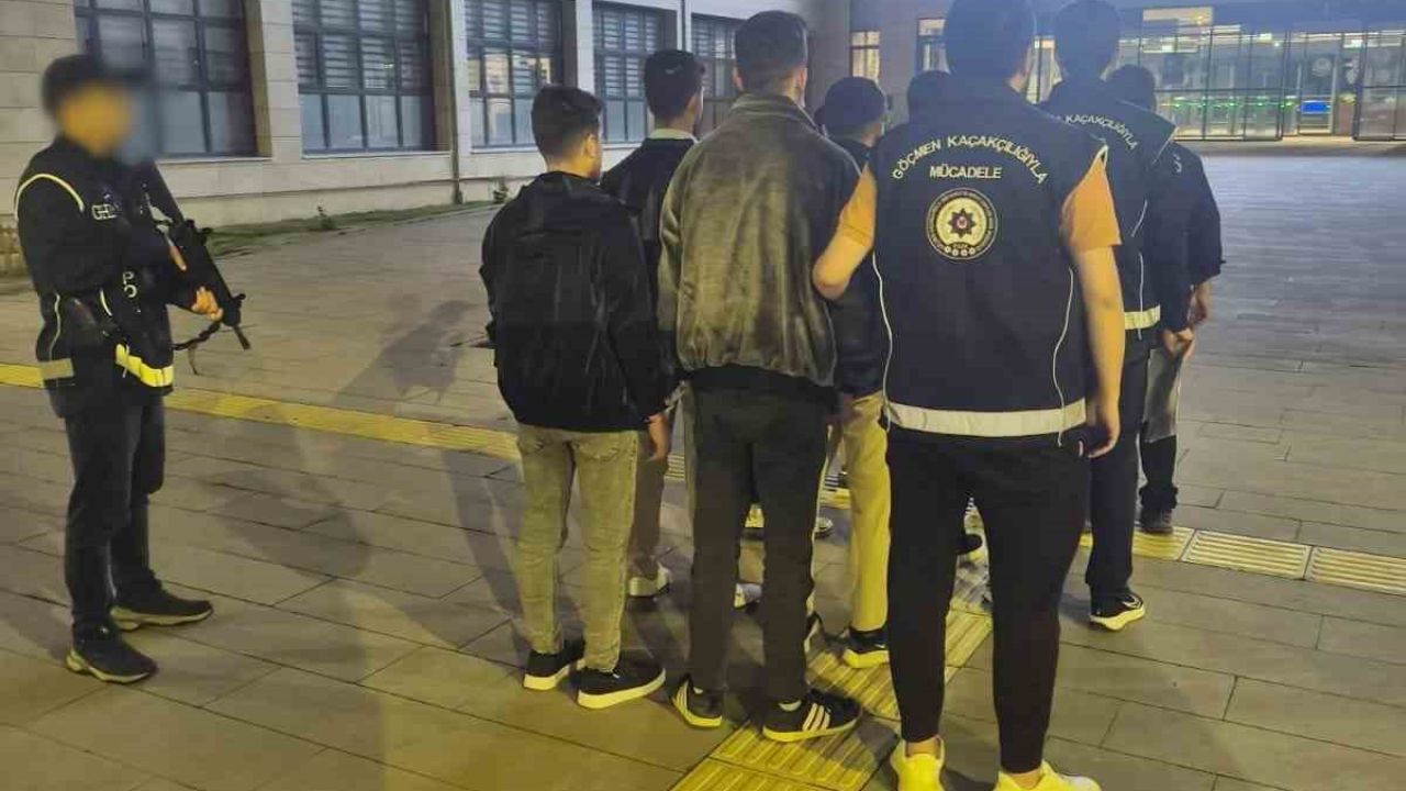 Afyonkarahisar’da göçmen kaçakçılığı operasyonunda