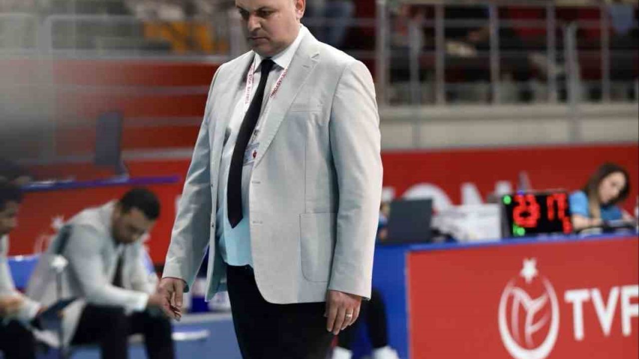 Aras Kargo, başantrenör Suphi Doğancı ile devam kararı aldı