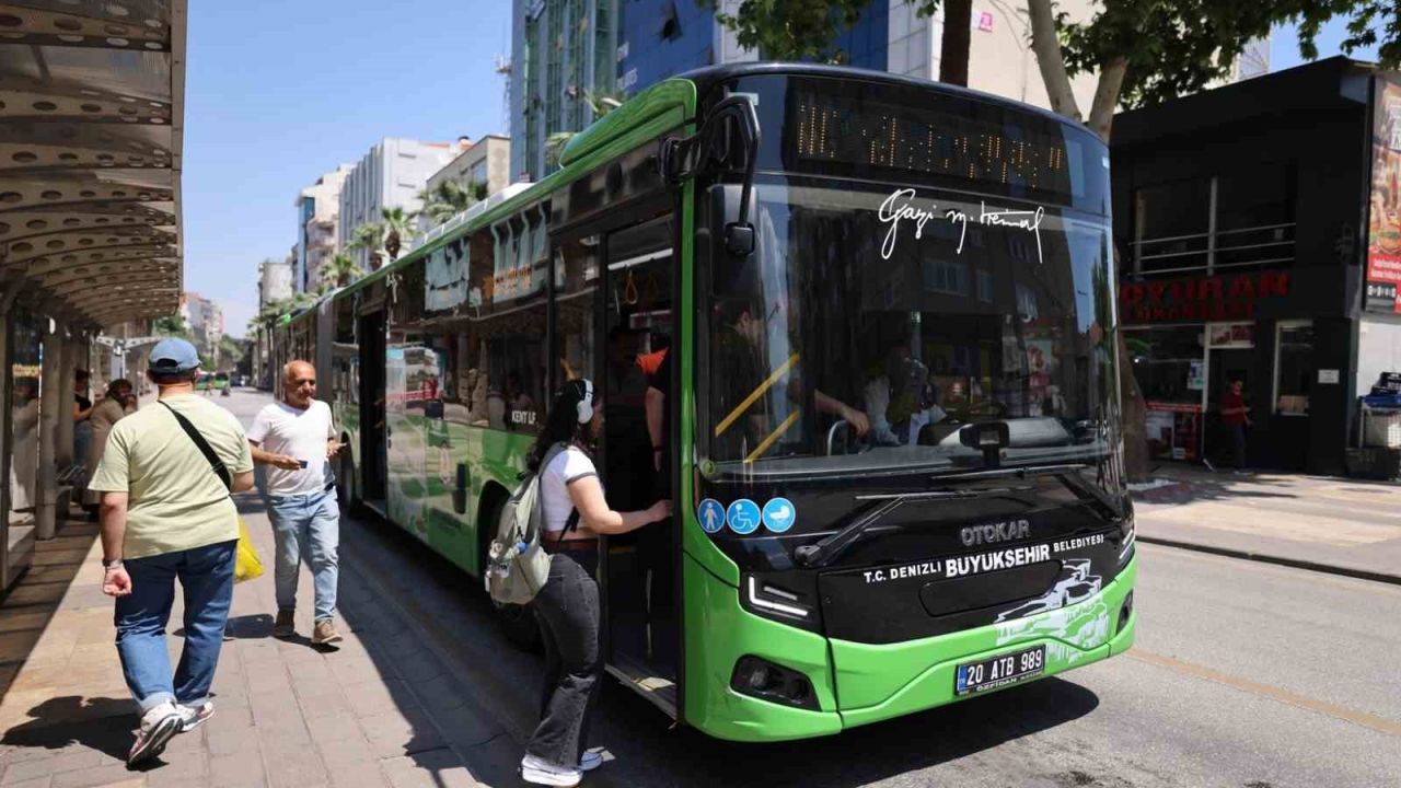 Denizli Büyükşehir ulaşım desteğinden binlerce öğrenci faydalandı