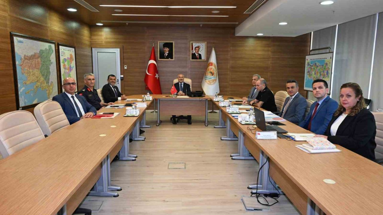 Denizli’de Okul Çevresi ve Güvenliği İl Yürütme Kurulu Toplantısı gerçekleştirildi