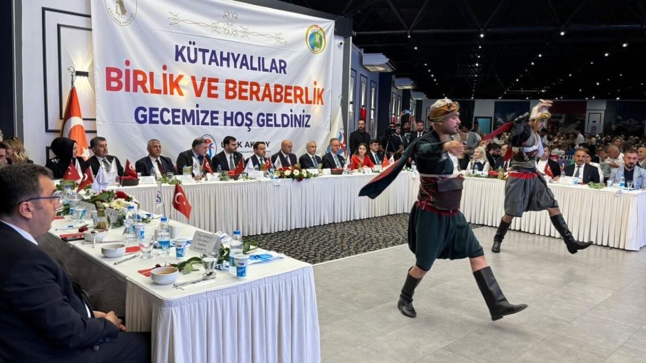 Ege Bölgesi Kütahyalılar Federasyonu’ndan Birlik ve Beraberlik Gecesi