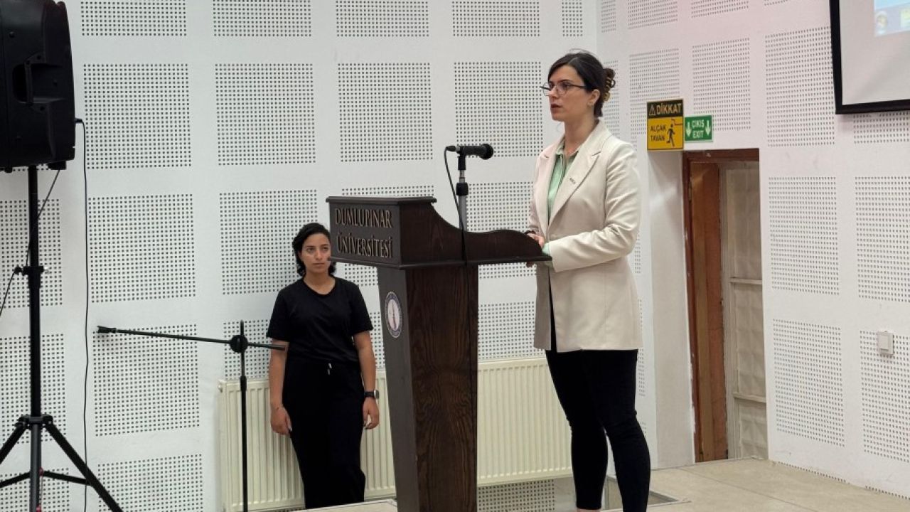 Emet MYO’da "Sağlıkta Kariyer Sohbetleri" etkinliği düzenlendi