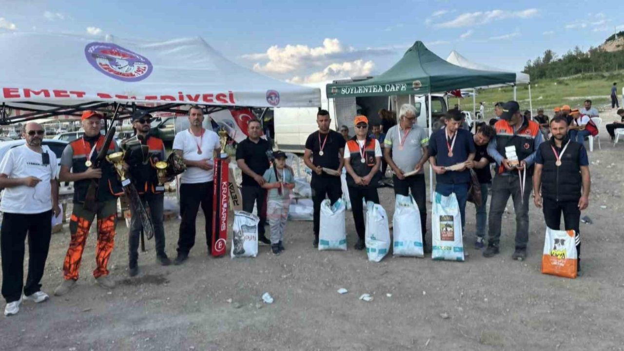 Emet’te Geleneksel Atış Şenliği yoğun katılımla ge