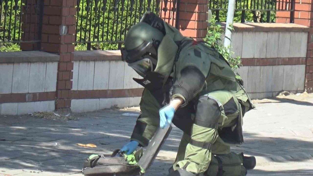 Fünye ile patlatılan şüpheli çantadan, bilgisayar çıktı