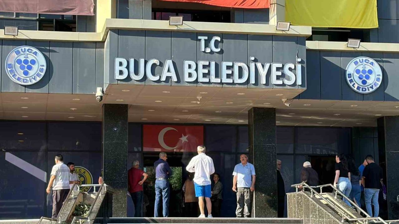 İzmir’de Buca Belediyesine dev yolsuzluk operasyonu: Başkan dahil 50 gözaltı