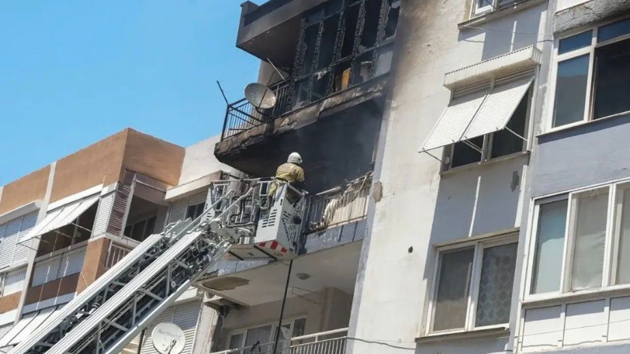 İzmir’de korkutan yangın: 6 kişi dumandan etkilendi