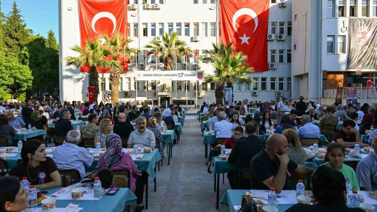 Jandarmanın 187. kuruluş yılı Manisa’da şehit aileleri ve gazilerle kutlandı