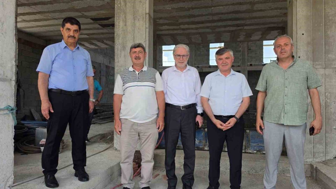 Köyceğiz Zeytinalanı Merkez Camii inşaatı hızla yükseliyor
