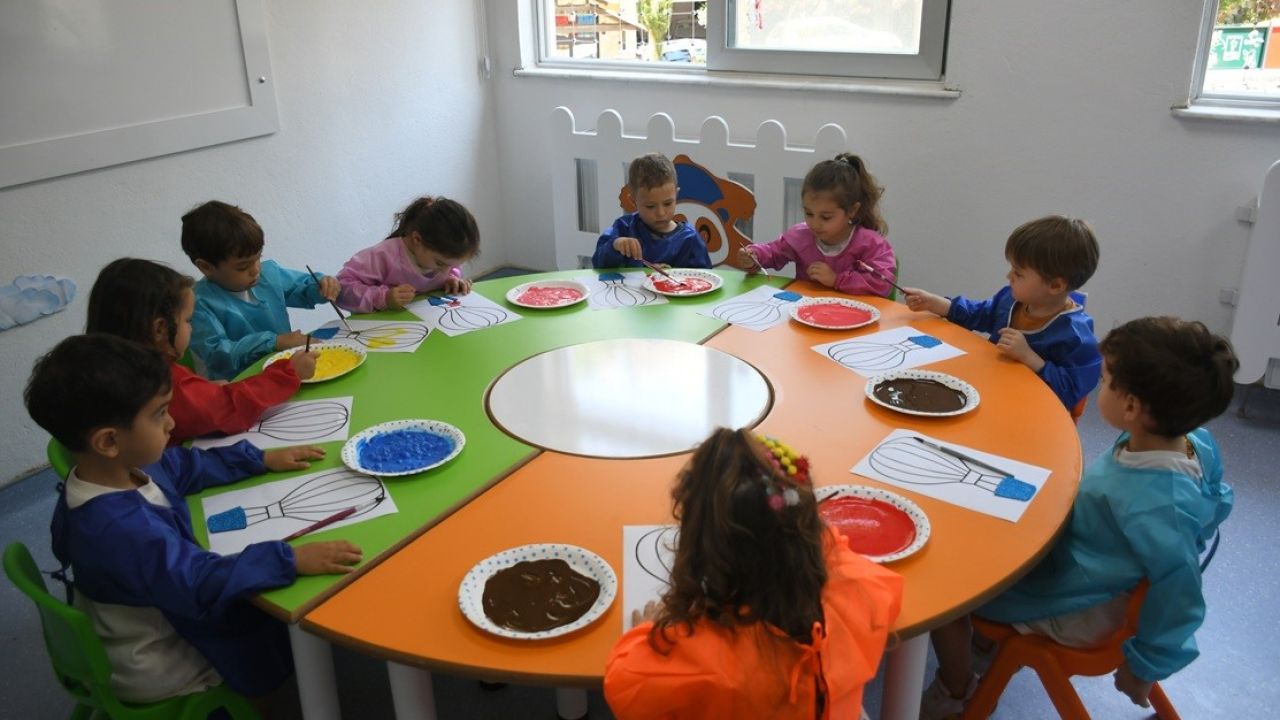 Kuşadası’ndaki Çocuk Gelişim Merkezi yazın da hizmet vermeye