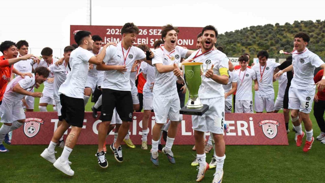 Manisa FK geleceğin yıldızlarını arıyor