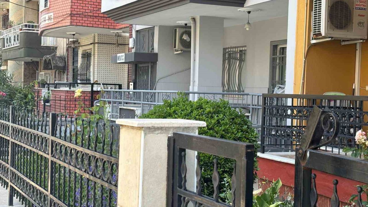 Manisa’da eşini öldüren adam, annesini kurtarmaya çalışan kızını da darbetti
