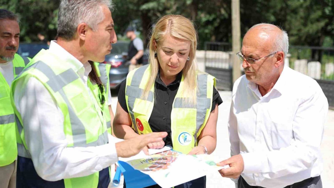 Merkezefendi’de yol çalışmaları aralıksız sürüyor