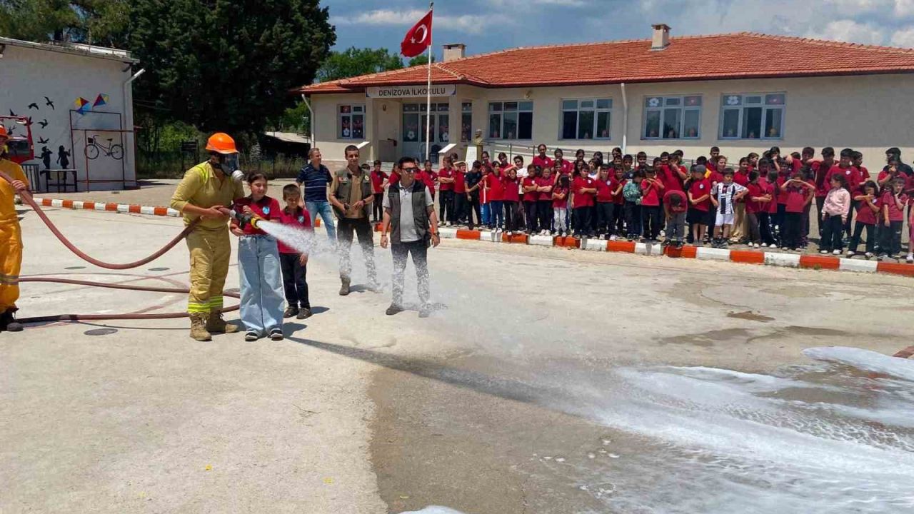 Muğla’da öğrencilere orman yangını tatbikatı yapıl