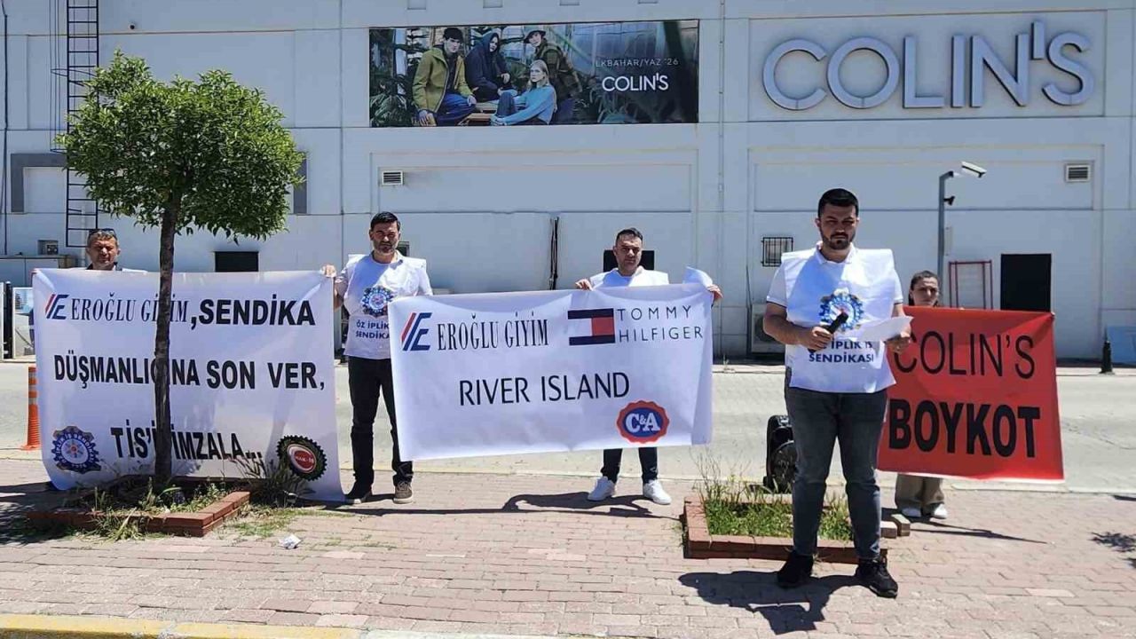Öz İplik-İş’ten Uşak’ta Colin’s önünde basın açıklaması