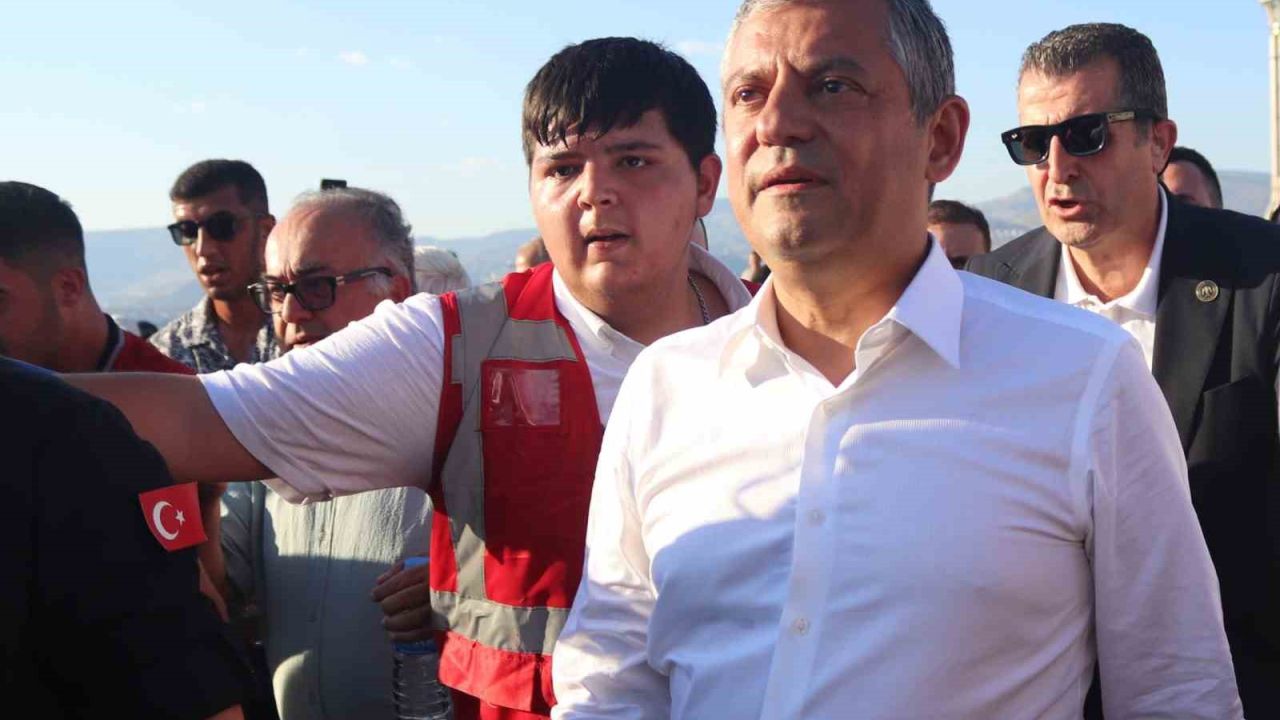 Özgür Özel: "Cemil Bey’le bir sorunumuz yok"