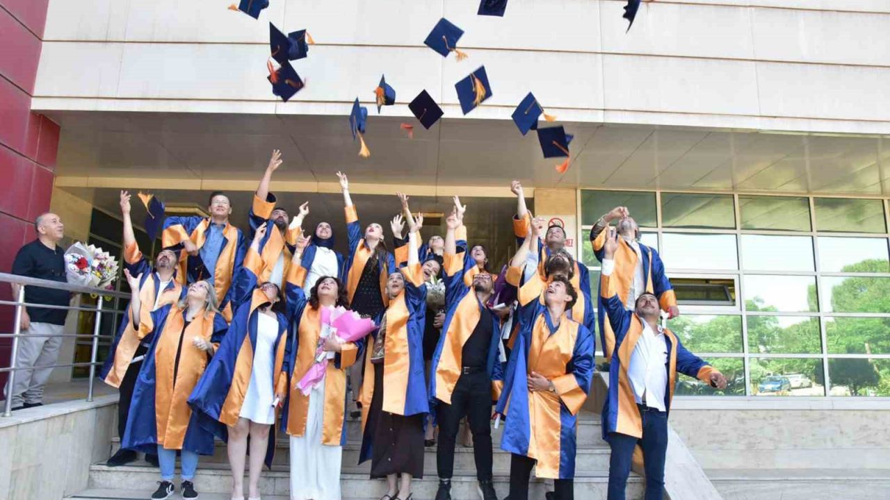 Su Ürünleri Fakültesi mezunlarını geleceğe uğurladı