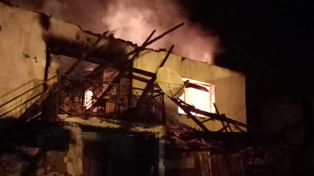 Tavşanlı’da ev yangını korkuttu