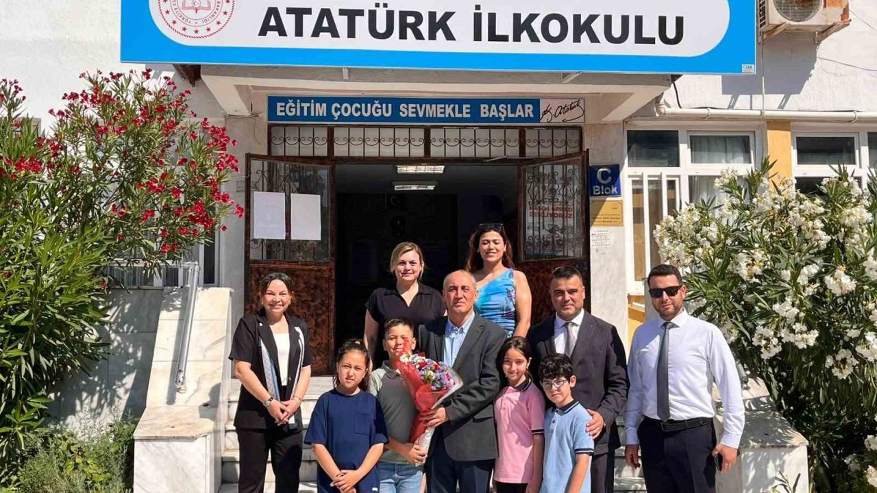 Yatağan’daki okullarda karne heyecanı yaşandı