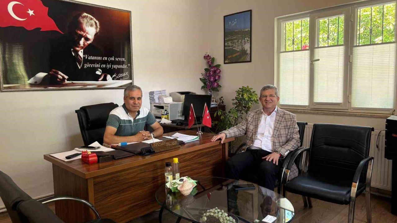 AK Parti Denizli İl Teşkilatı muhtarları ziyaret ediyor