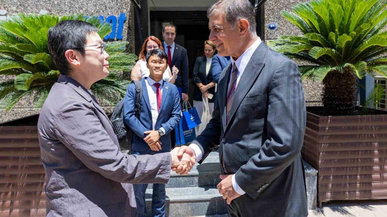 Başkan Tugay’dan Singapur’a İEF ve EXPO 2027 daveti