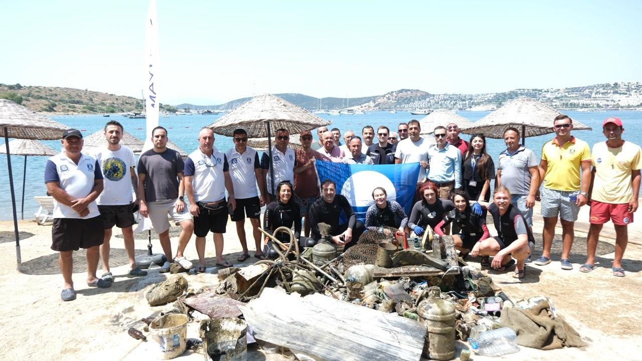 Bodrum’da deniz dibinden 370 kilogram atık çıkarıldı