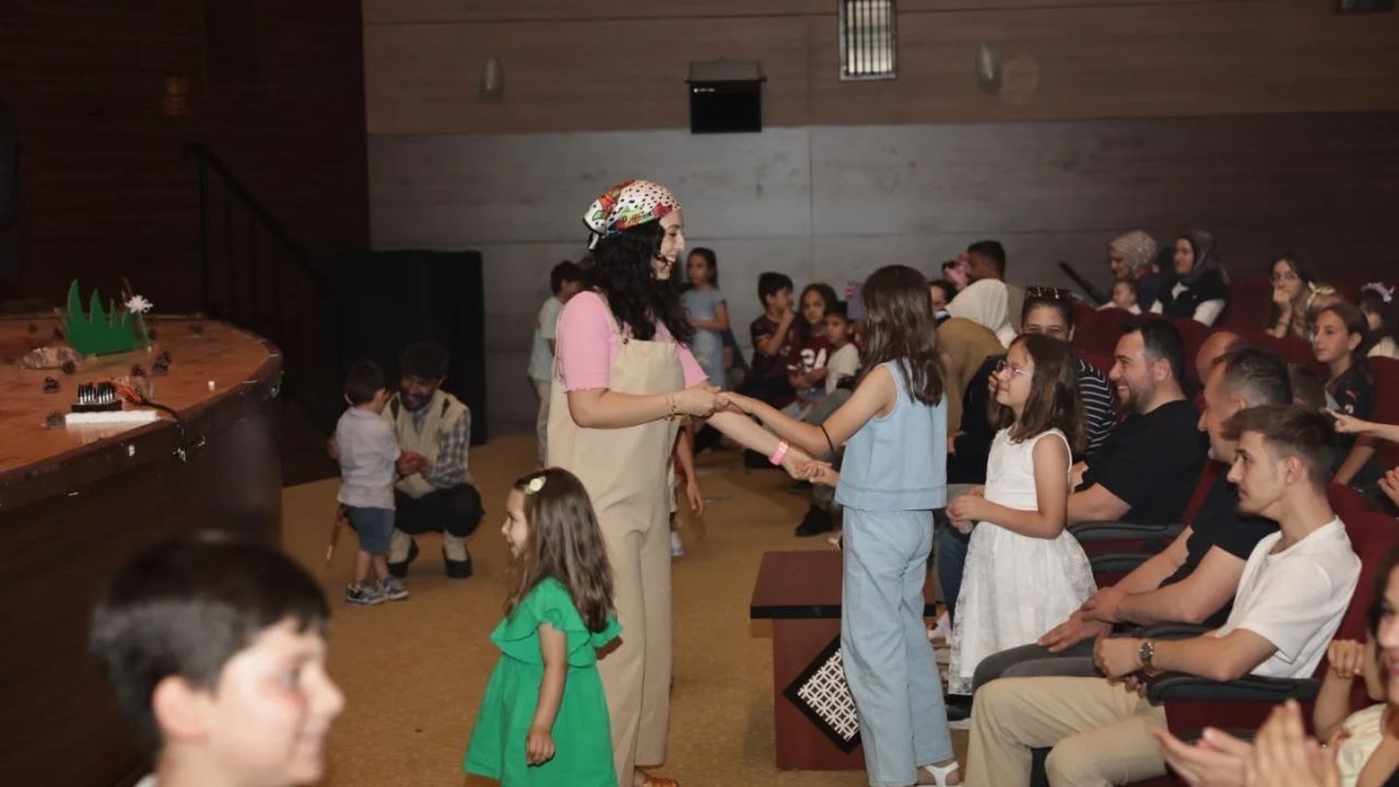 Çocuklar "Ormanın Koruyucuları" ile hem eğlendi hem öğrendi